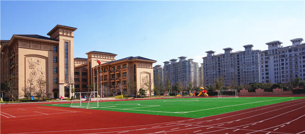 上海热线教育频道--上海5所收费最贵的民办土小学山阴图片