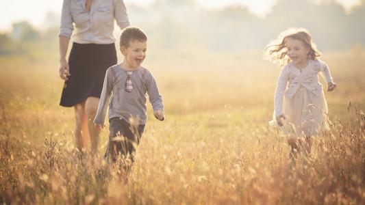 童年多接触大自然 有益于孩子的心理健康